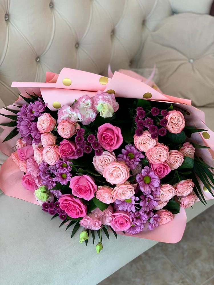 Букет цветов из: Хризантемы, Розы и Лизиантусы в Досчатое