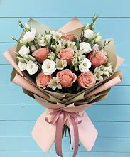 Букет цветов из:  Розы, Альстромерии и Лизиантусы в Досчатое