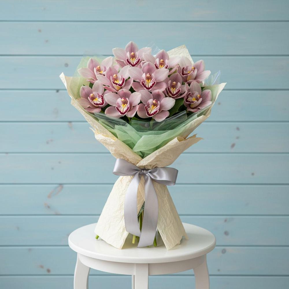 Букет цветов из: Орхидеи и Розы в Досчатое