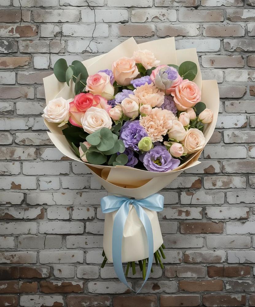 Букет цветов из: Розы, Лизиантусы и Гвоздики в Досчатое