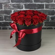 Цветочная композиция из Розы в шляпной коробке в Досчатое