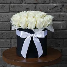 Цветочная композиция из Розы в шляпной коробке в Досчатое